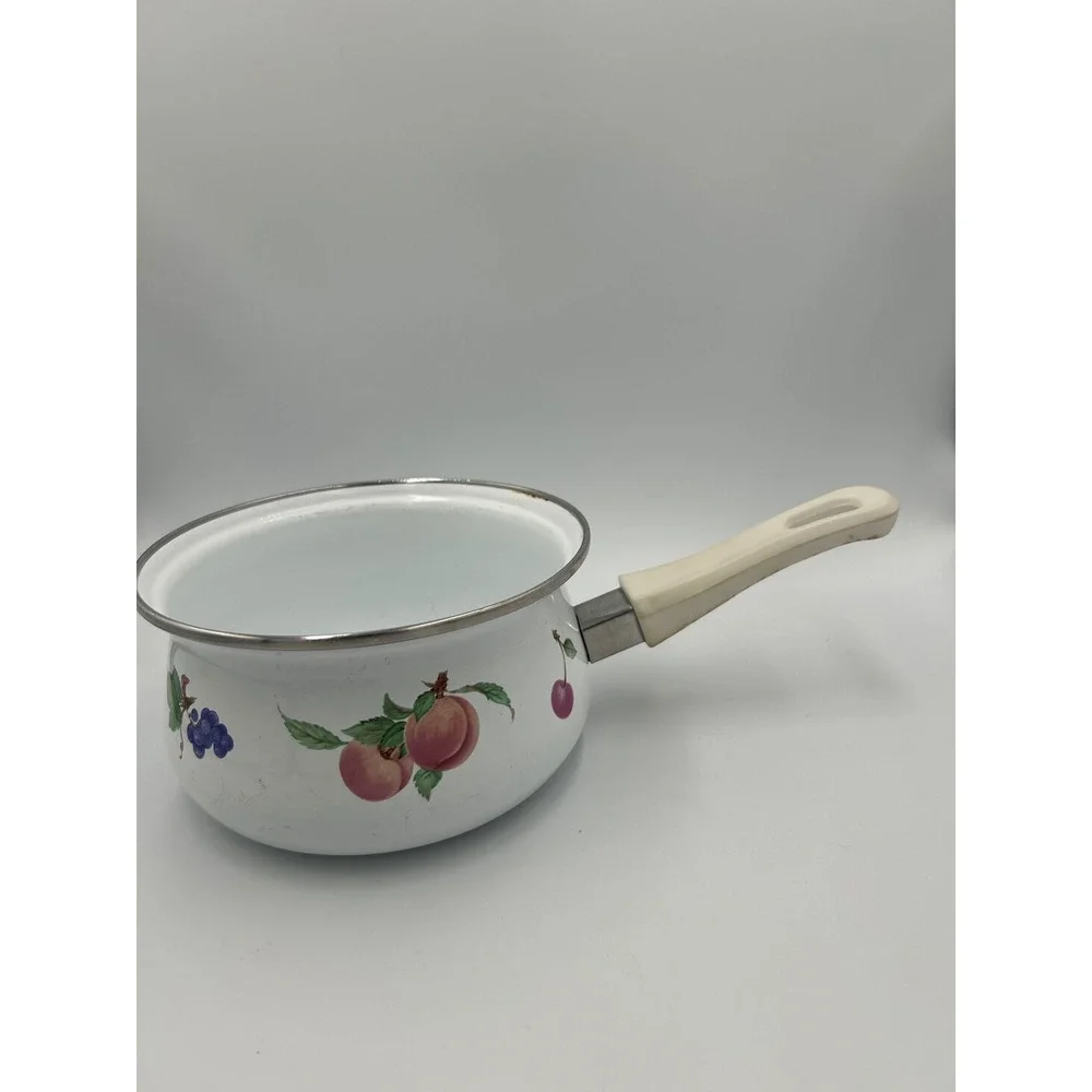 Vintage Bumper Harvest Enamel Fruit Saucepan White Pot Grapes Peaches Retro